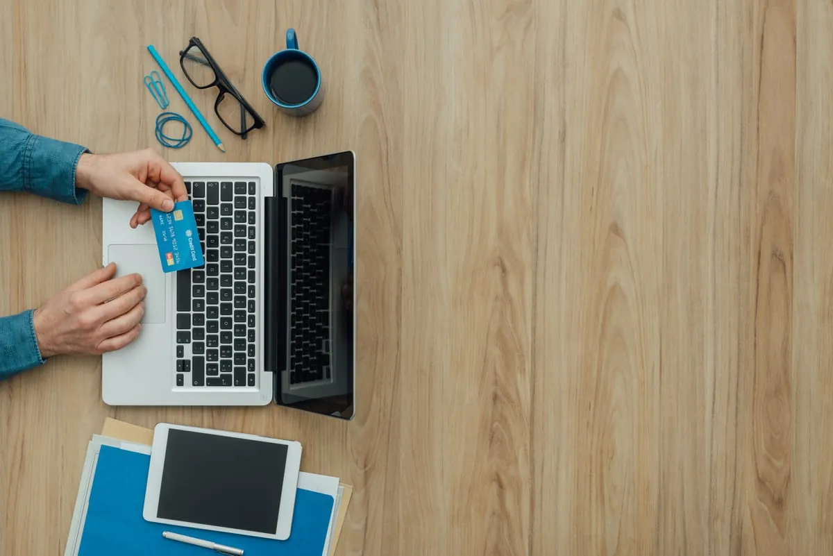 7 Tipps: So erkennen Sie gefälschte Onlineshops