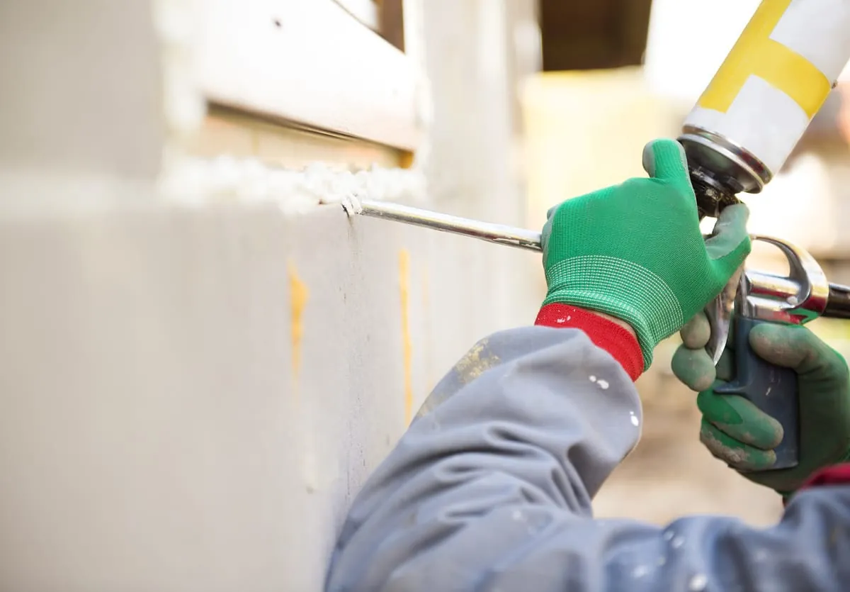 PU-Schaumdosen: Sondermüll oft falsch entsorgt