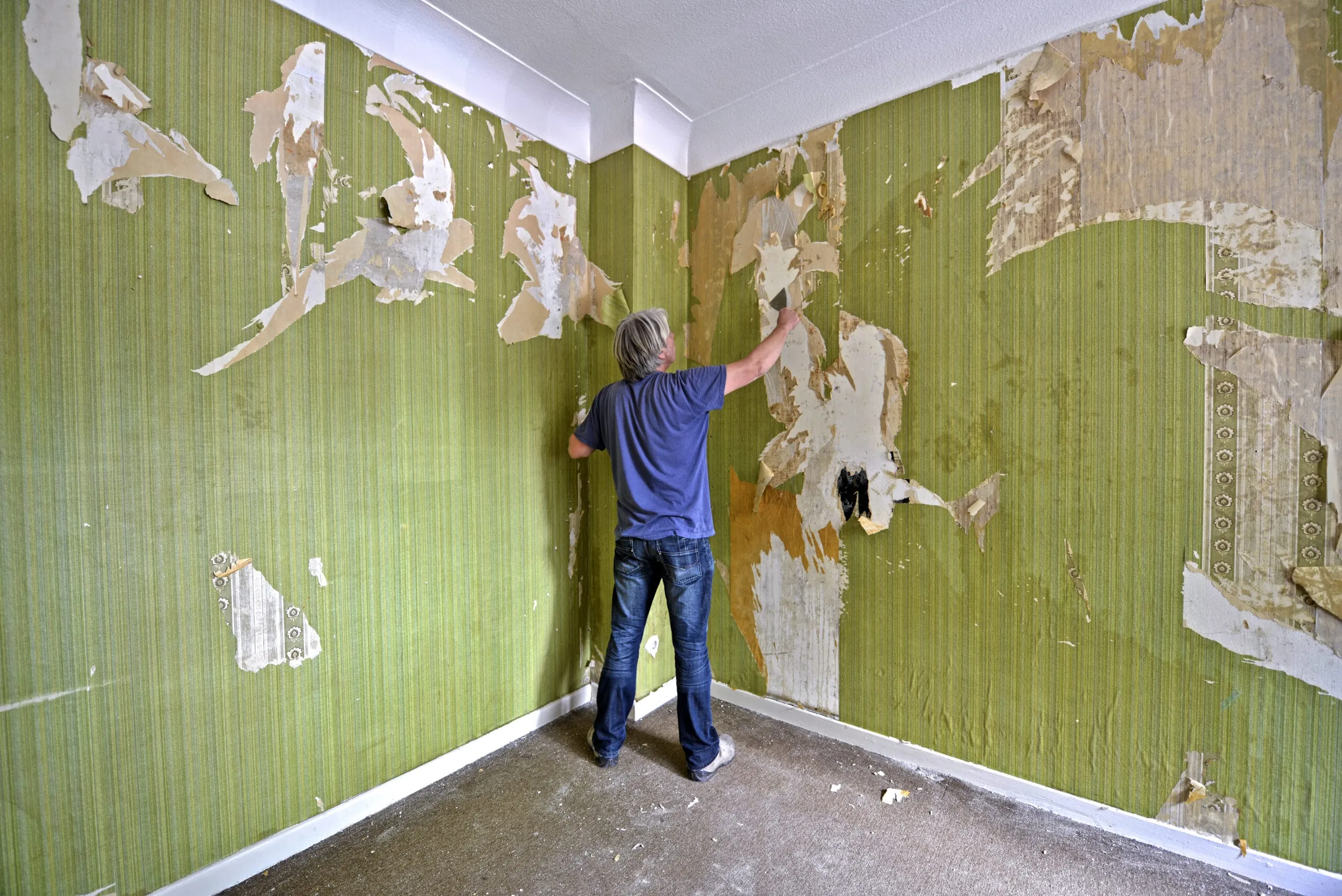 Schwarzarbeit: Wann Arbeiten illegal sind