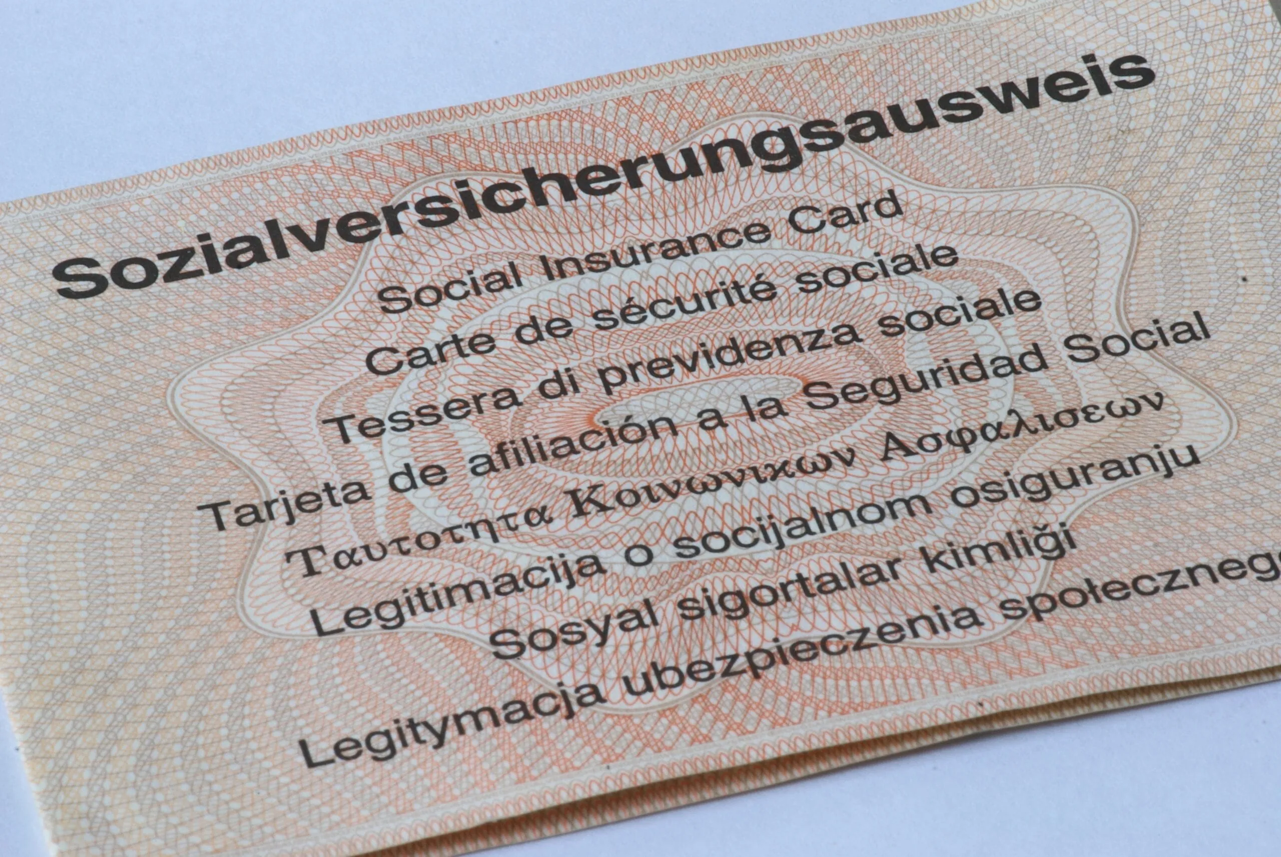 Angaben im Sozialversicherungsausweis überprüfen