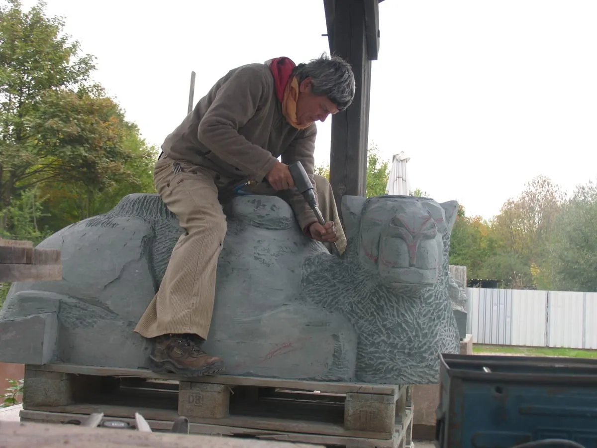 Gestalter im Handwerk: Formen und Materialien neu wahrnehmen