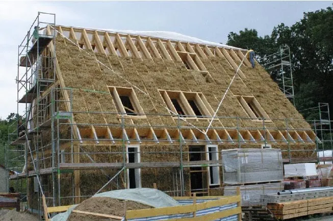 Forscher wollen mehrstöckiges Strohballenhaus entwickeln