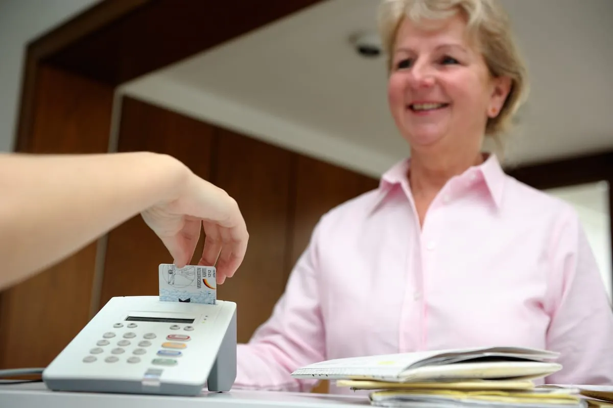 Zuschüsse des Arbeitgebers für Zusatzkrankenversicherung steuerfrei?