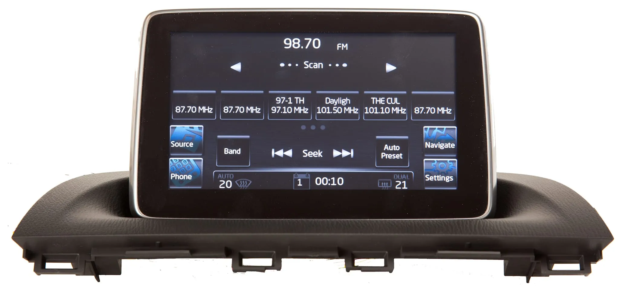 Mazda 3: Erstes Fahrzeug mit Tablet an Bord