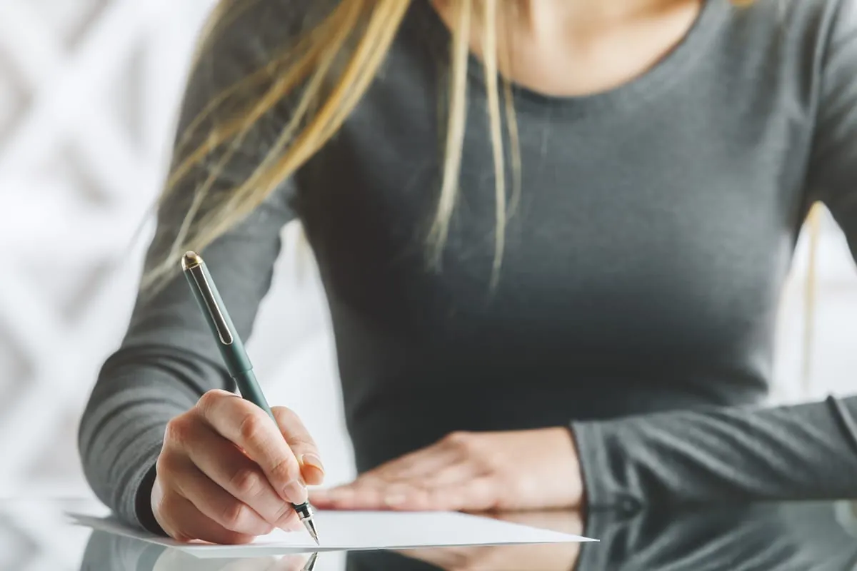 Wie Betriebe an bis zu 3.000 Euro Ausbildungsprämie kommen