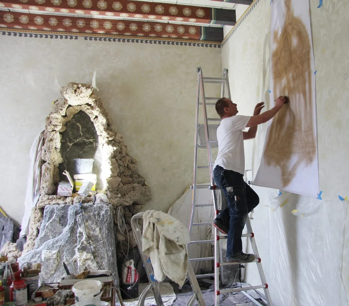 So arbeitet ein Kirchenmalermeister