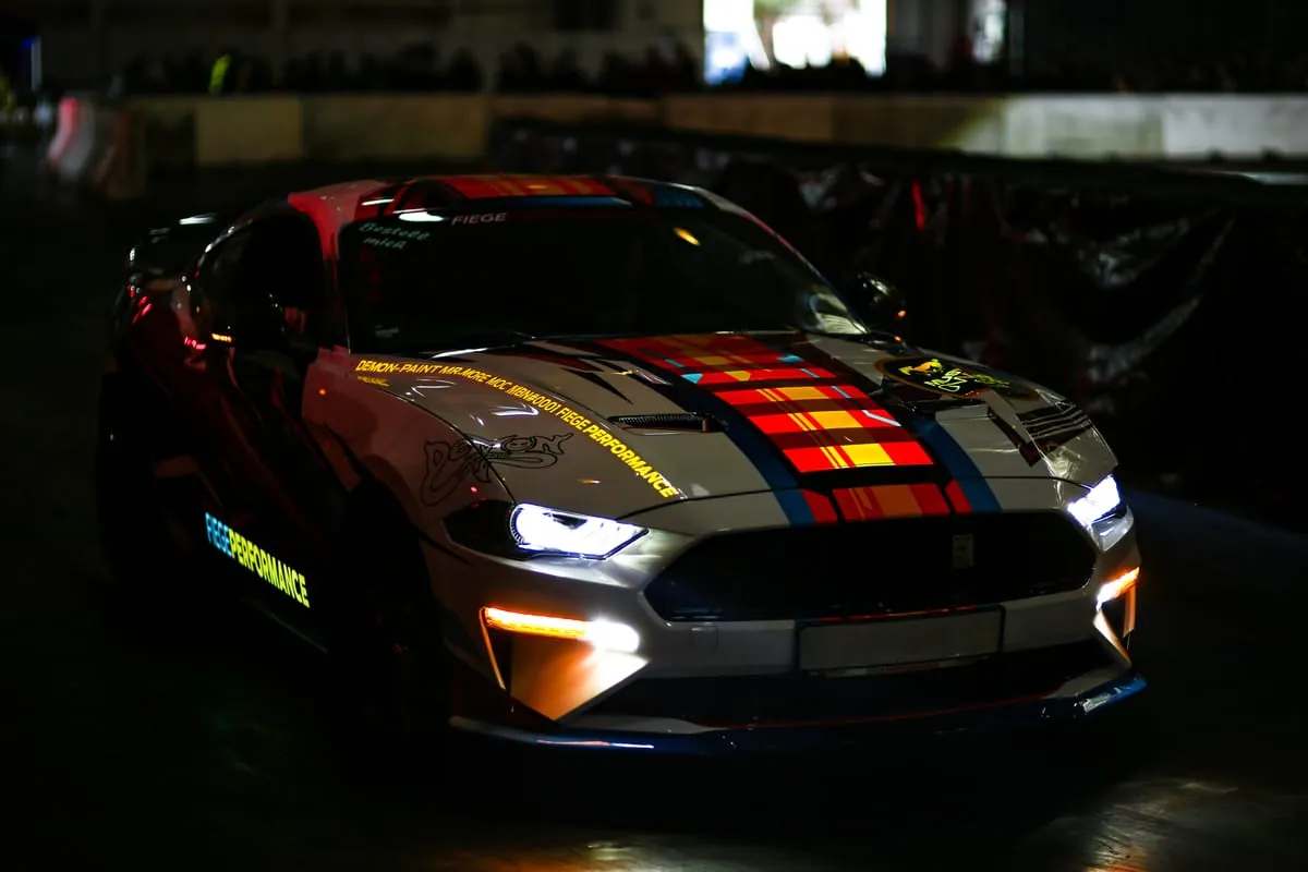 Fällt auf: Sportwagen mit Spezial-Lack