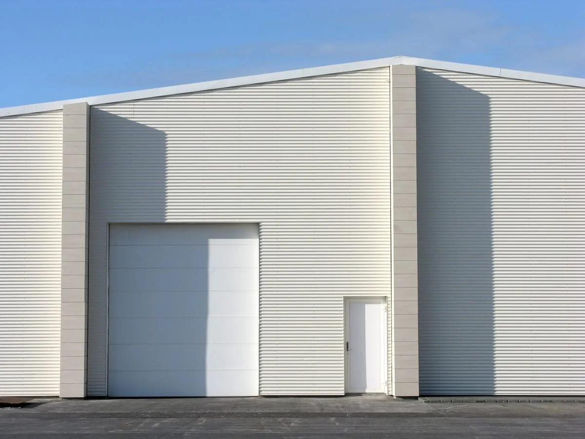 Steuerrisiko: Wenn der Betrieb eine Immobilie des Ehegatten mietet