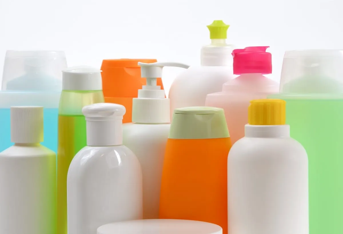 Plastik sparen: Shampoo nachfüllen beim Friseur