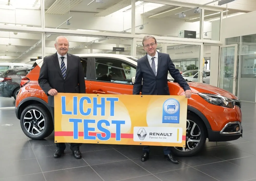 Renault Captur bei Lichttest 2015 zu gewinnen