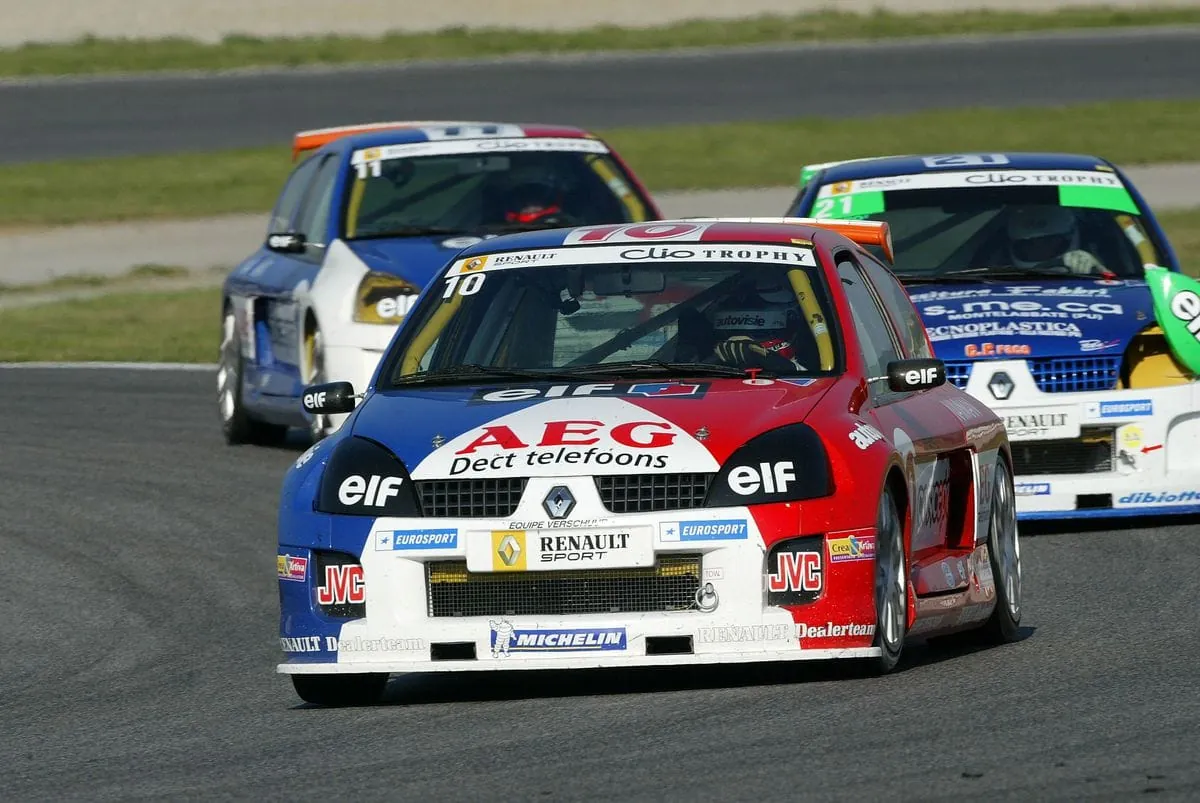 Renault Clio: Die Geschichte des französischen Kleinwagens