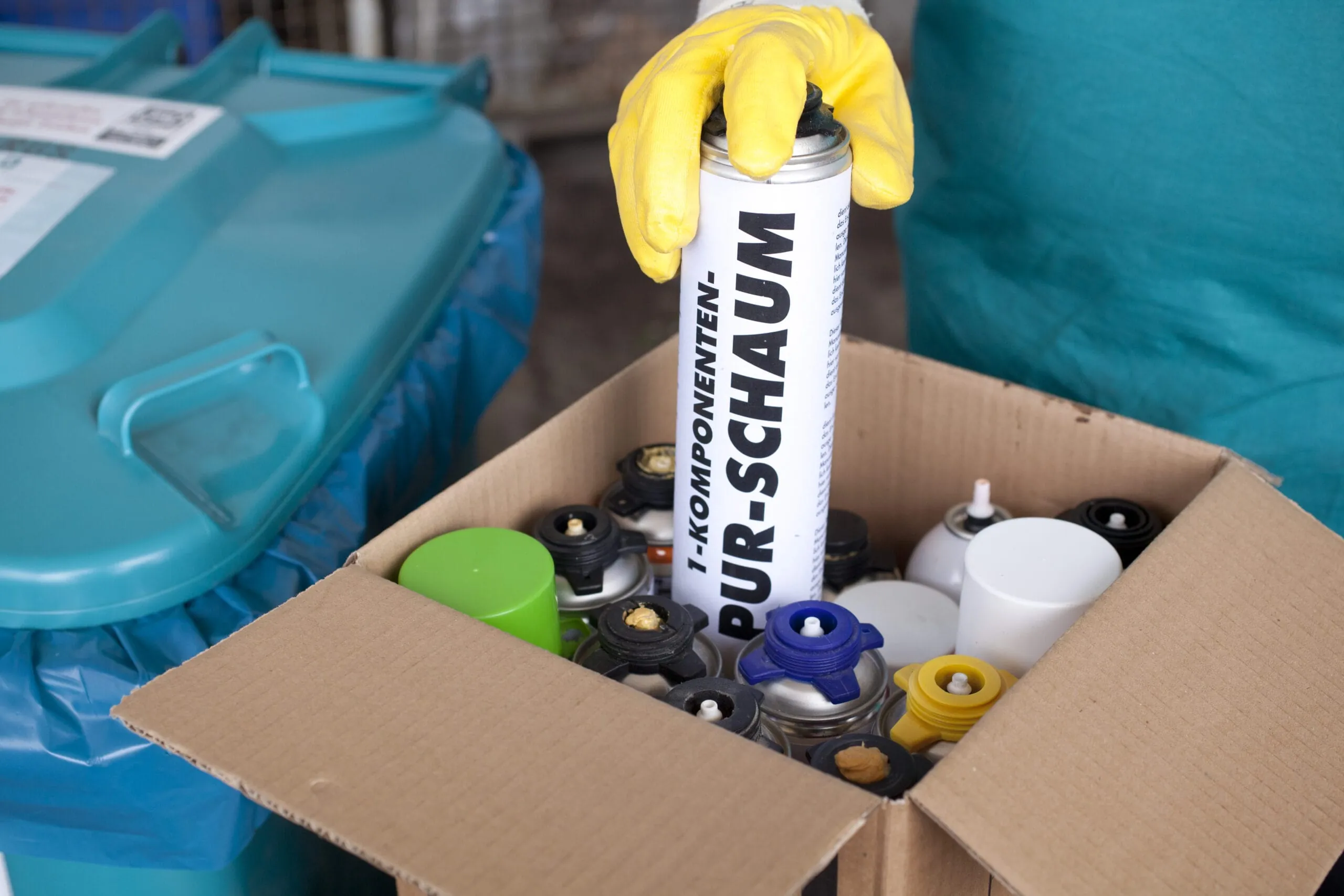 Mehr Handwerker schicken PUR-Schaumdosen zum Recycling