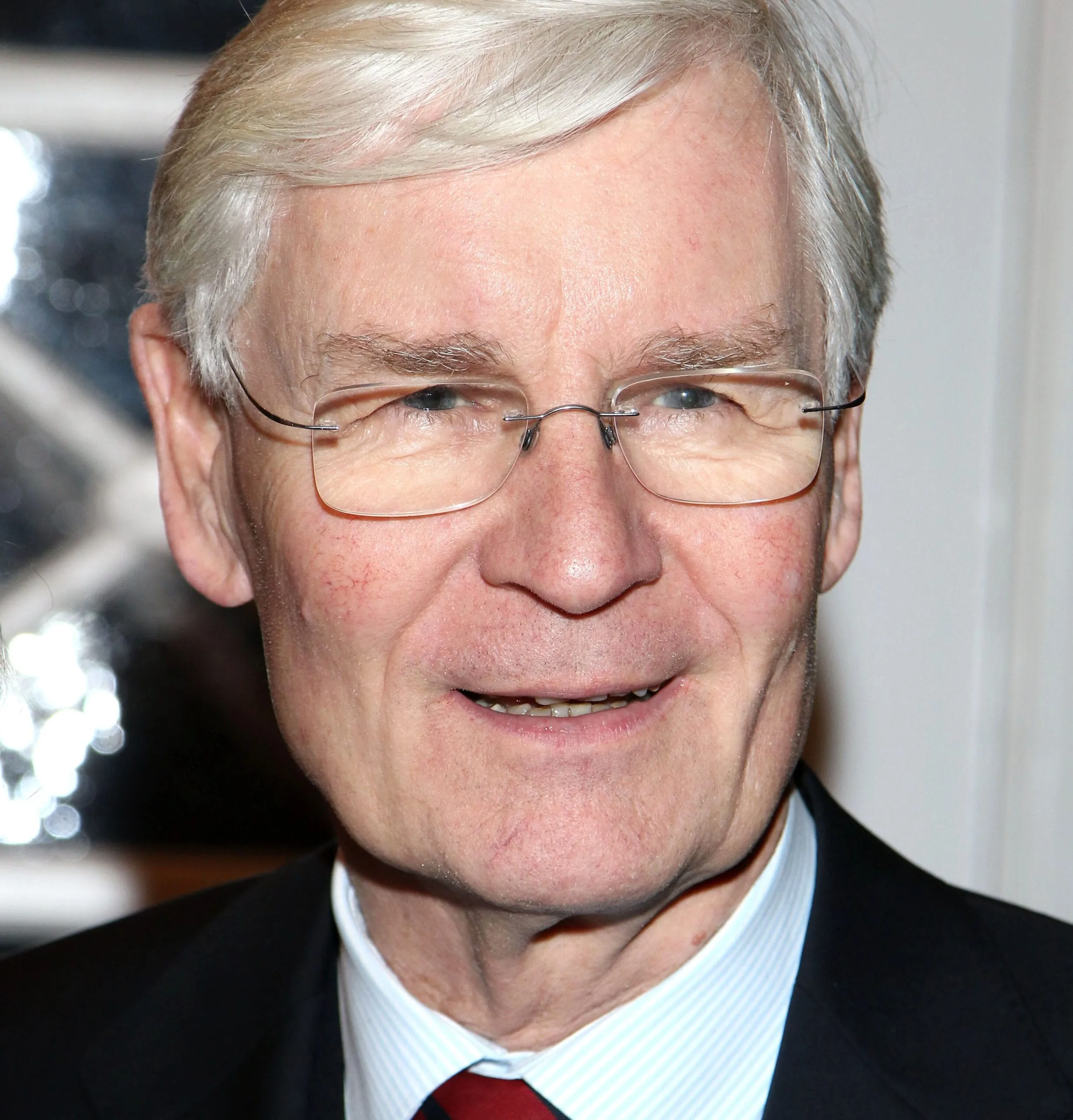 Voscherau überprüft Mindestlohn