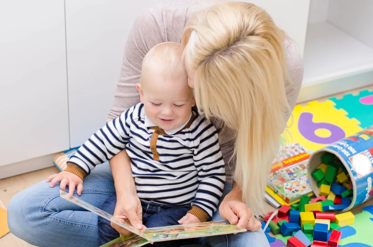 Kinderbetreuung und Corona: Was berufstätige Eltern wissen müssen