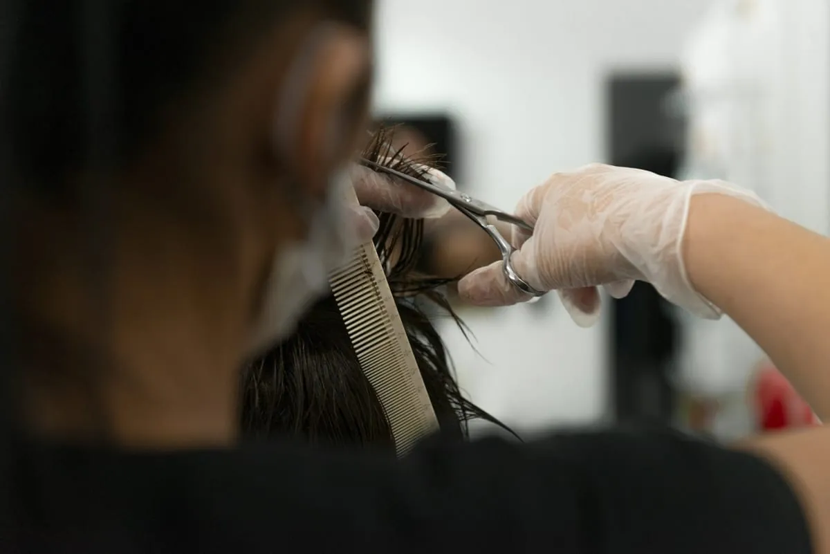 Harter Lockdown: Friseurverband sieht Existenzen bedroht