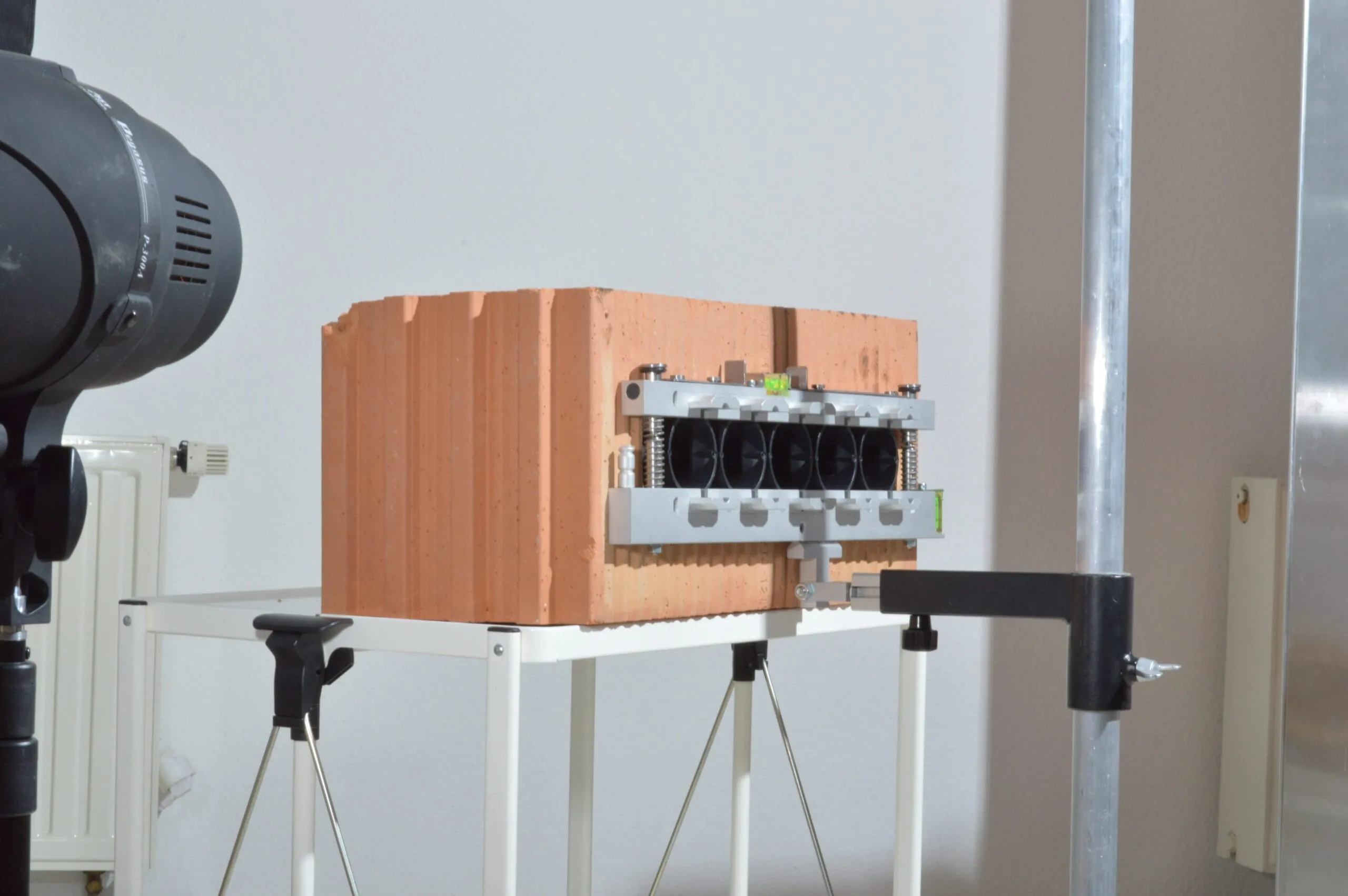 Erfindung: Steckdosen-Einbau ganz einfach