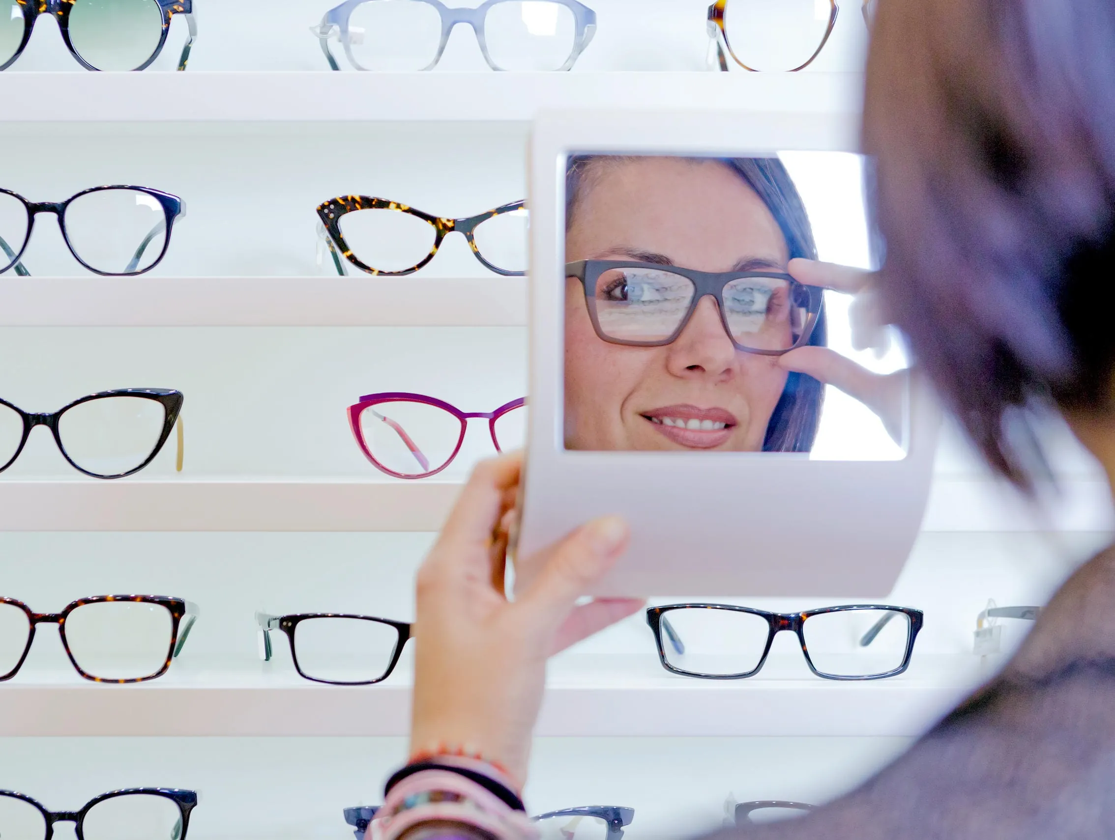 Augenoptiker verkaufen mehr Brillen