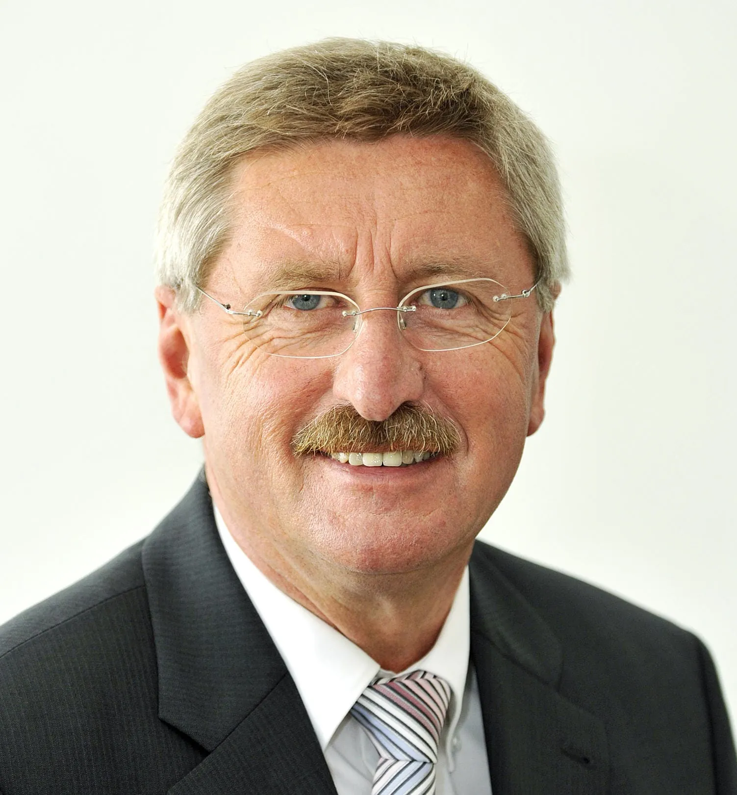 Präsident in Kassel wiedergewählt