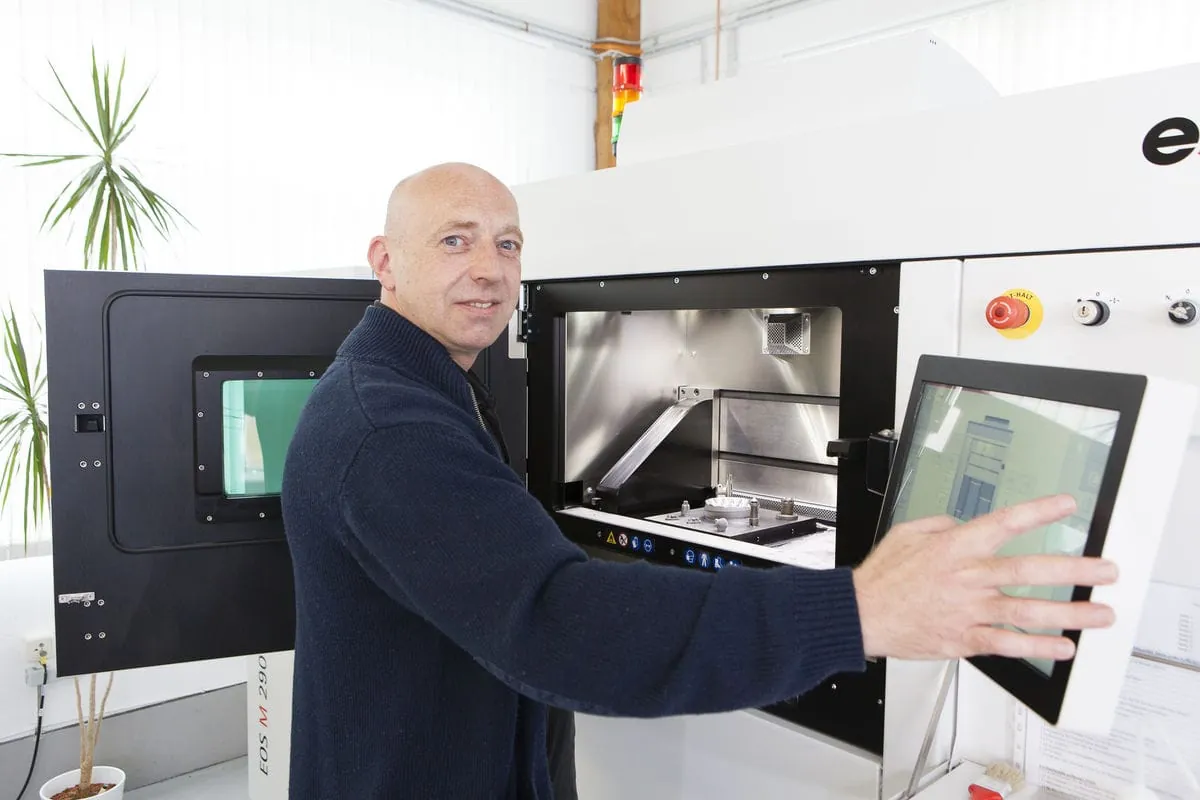 Zwischen CNC-Fräse und 3D-Drucker