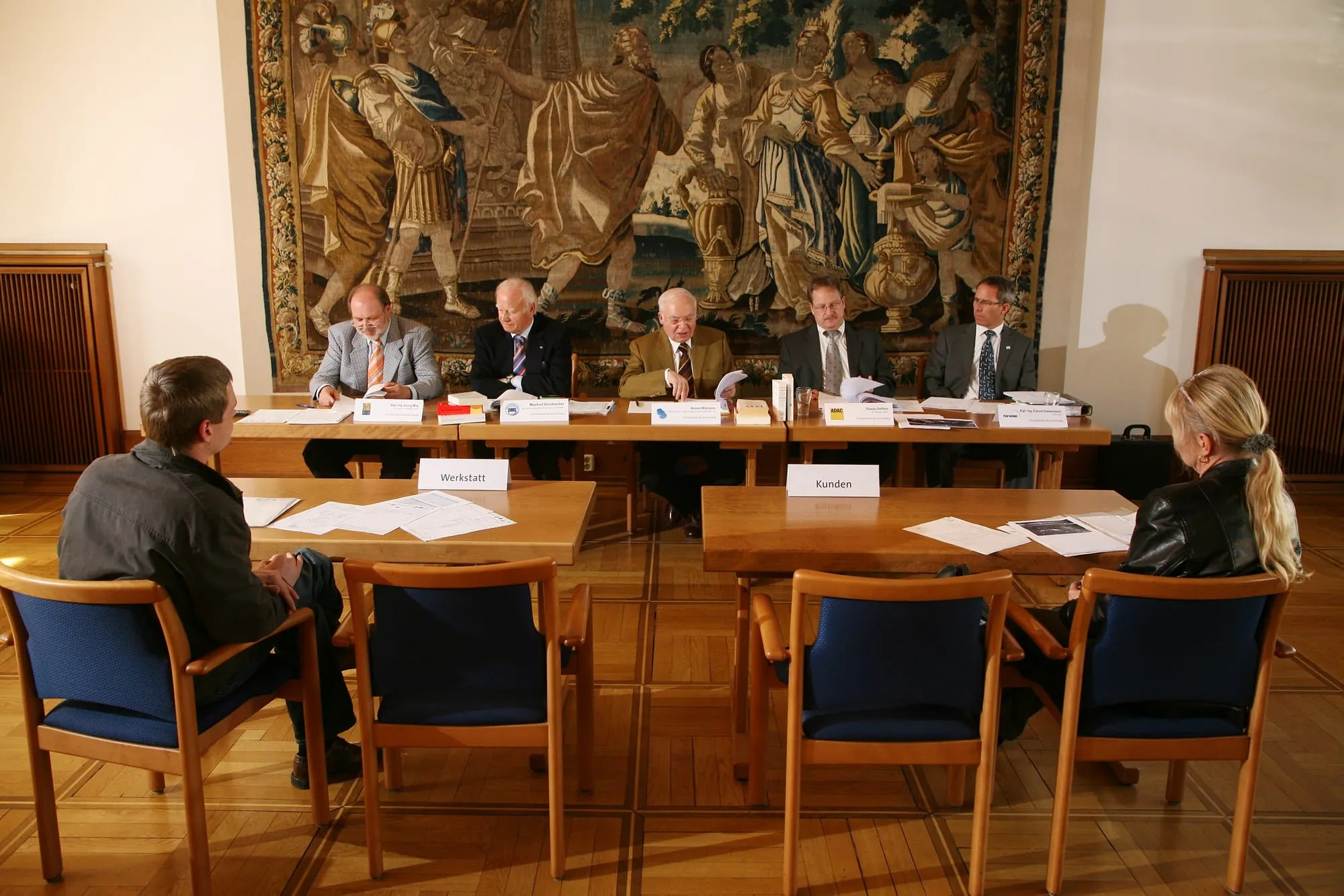 Im Kundenstreit: Schlichten spart Kosten