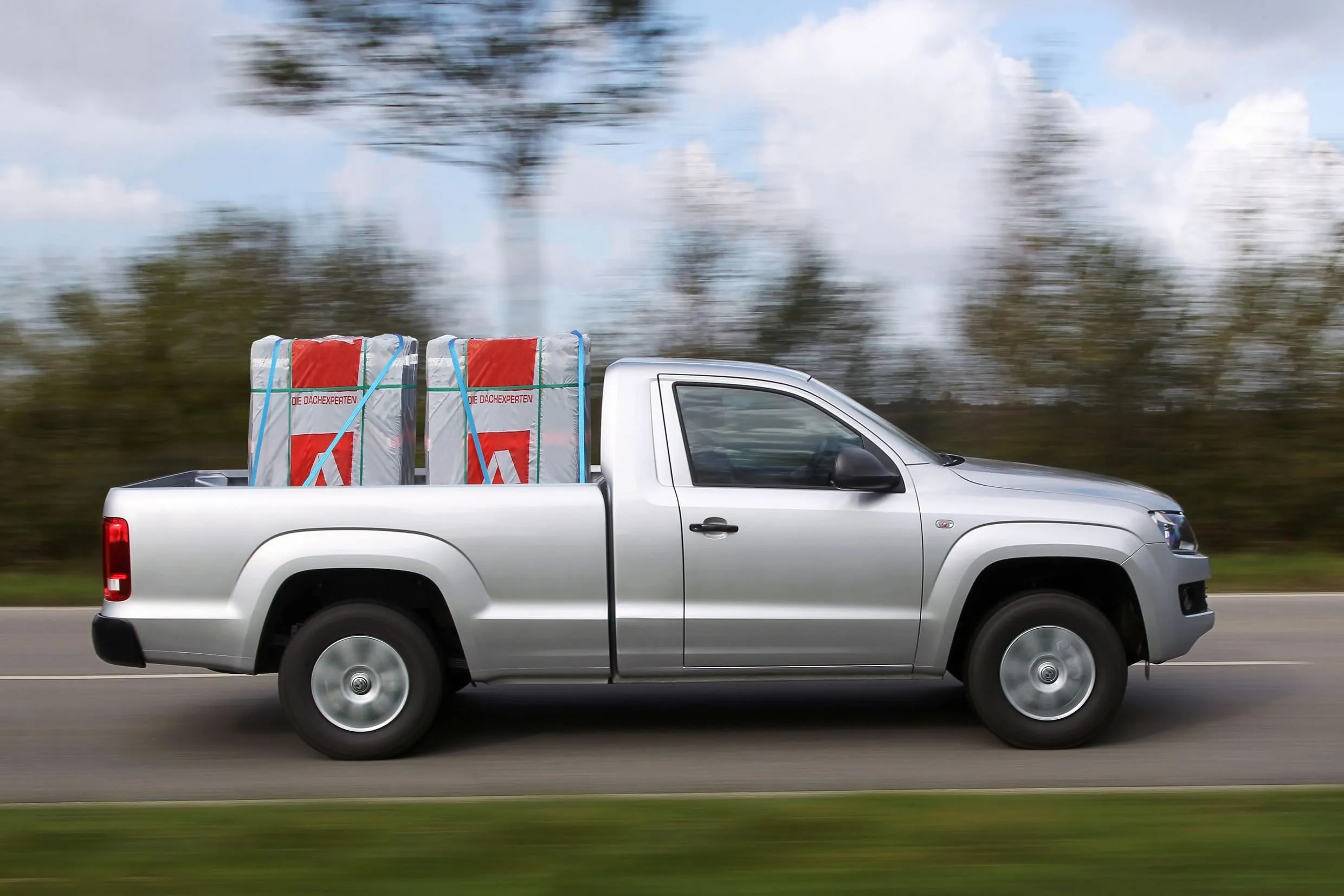 Pickup mit kurzer Kabine und langer Ladefläche