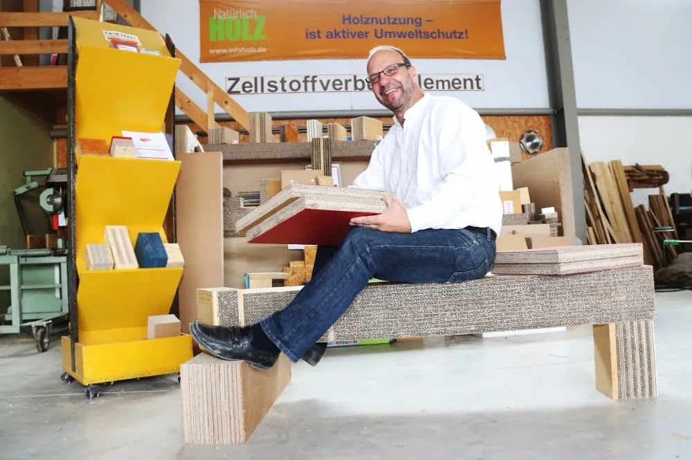 Dämmen mit 100 Prozent Zellstoff