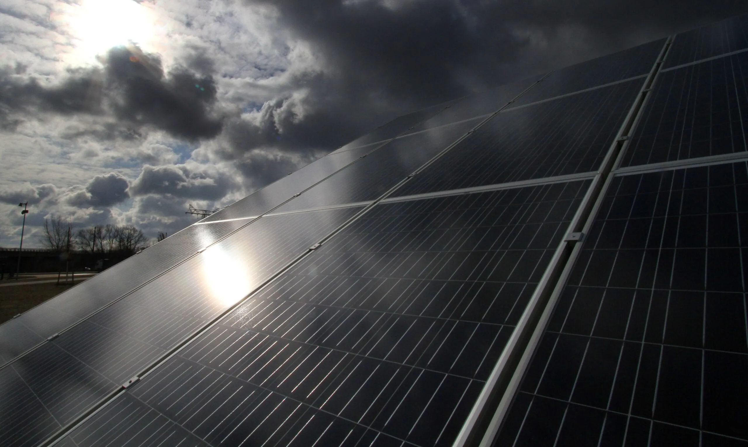 Solarausbau soll stärker geprüft werden