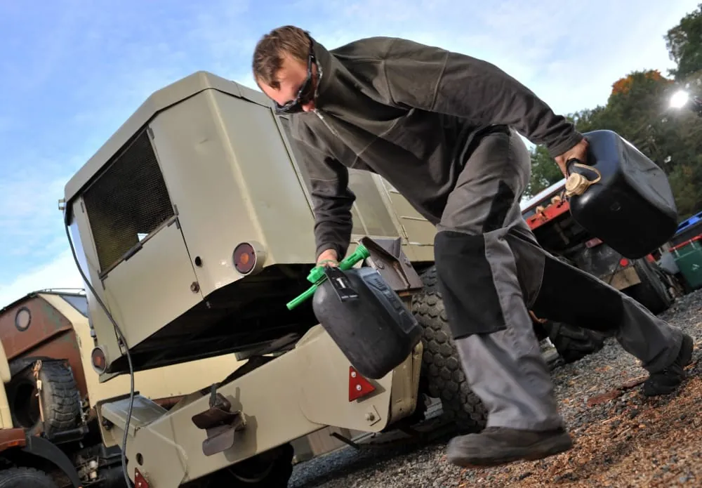 Diebe klauen Kraftstoff und Baumaschinen