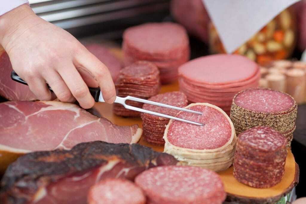 Neues Tierwohllabel für Fleisch und Wurst