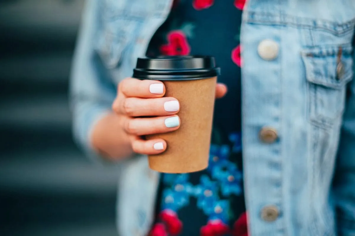 Neue Regeln für Essen und Trinken zum Mitnehmen
