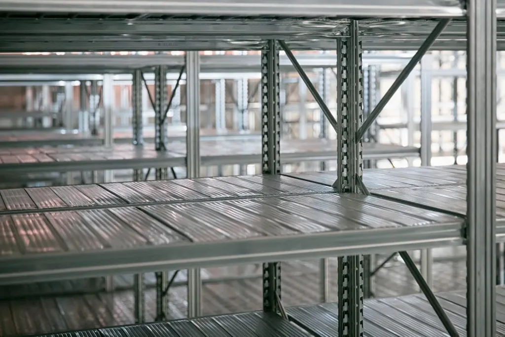 Lieferengp&auml;sse leere Regale