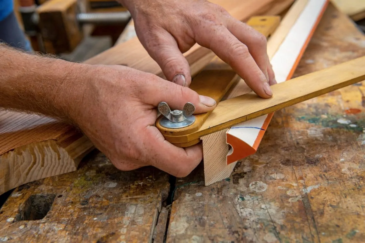 Aufbau einer Billardbande