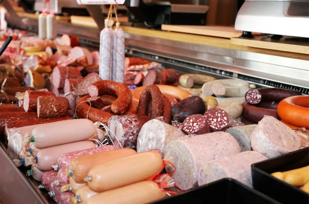 Mehrwegpflicht für Metzger: Ohne Verpackung geht schon jetzt
