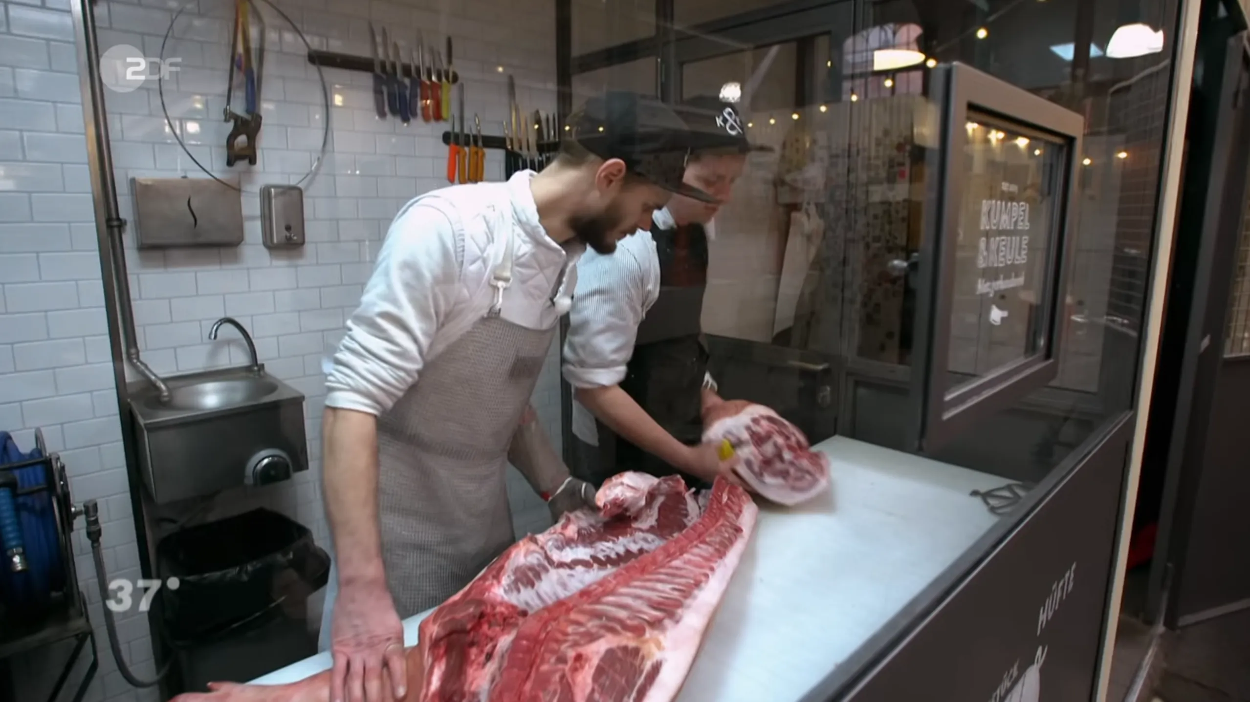 Junge Handwerker in traditionellen Berufen