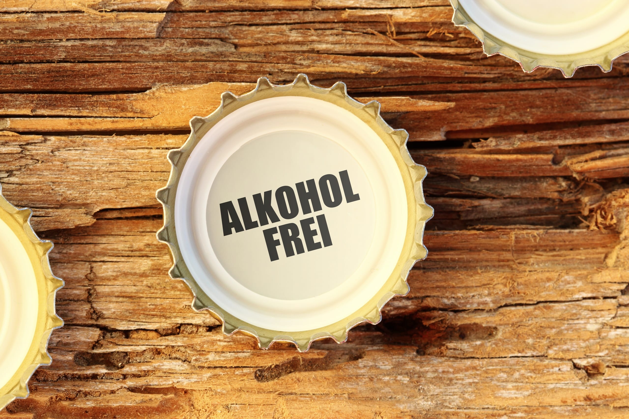 Kronkorken mit dem Aufdruck "Alkoholfrei"