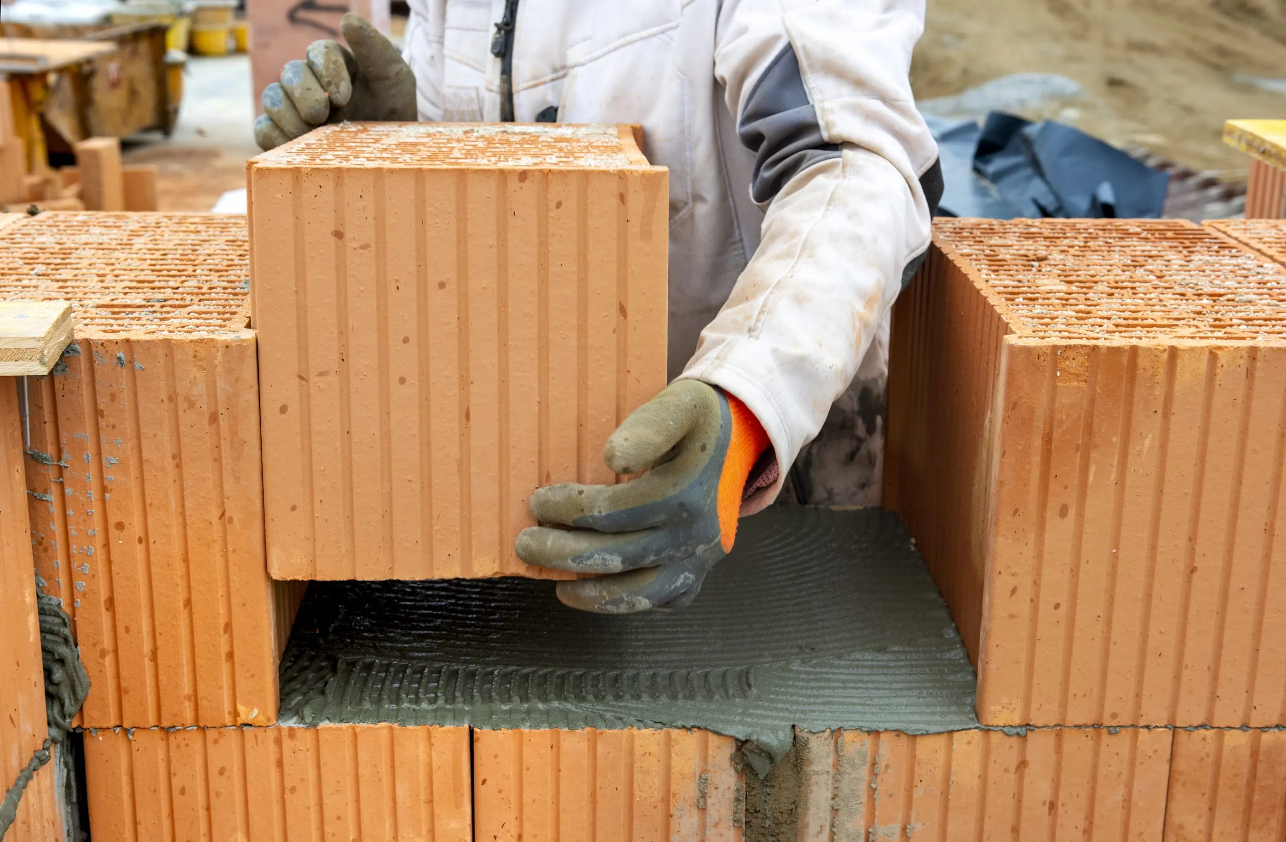 Heldenhafter Einsatz für den Bau