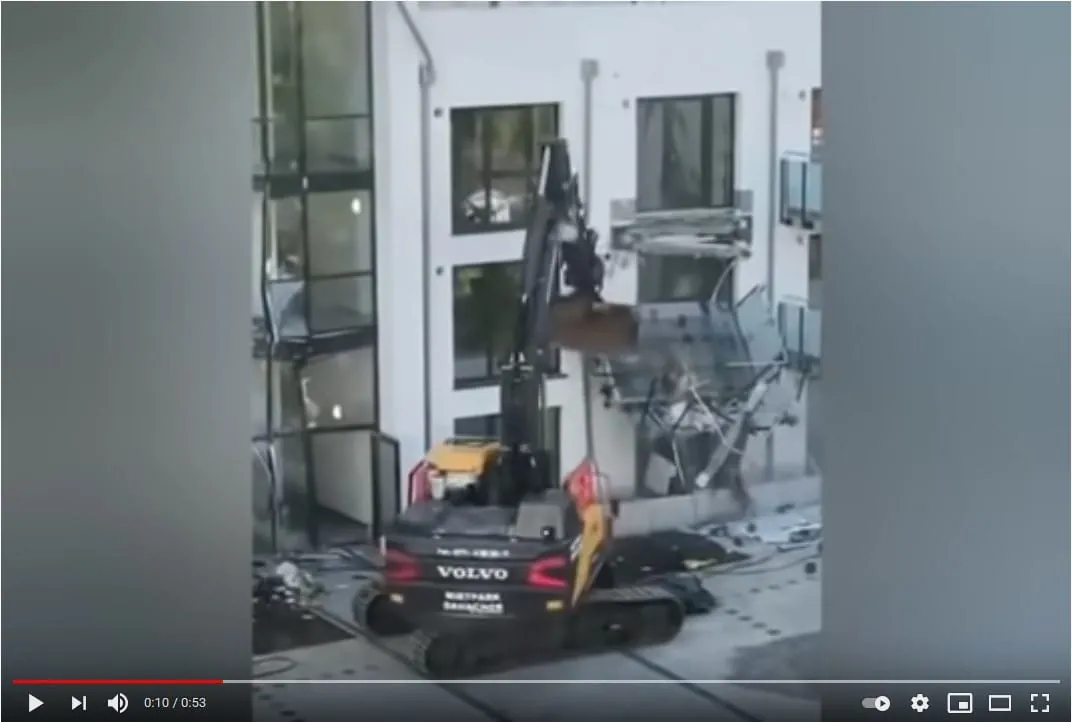 Spendenaktion für den frustrierten Baggerfahrer