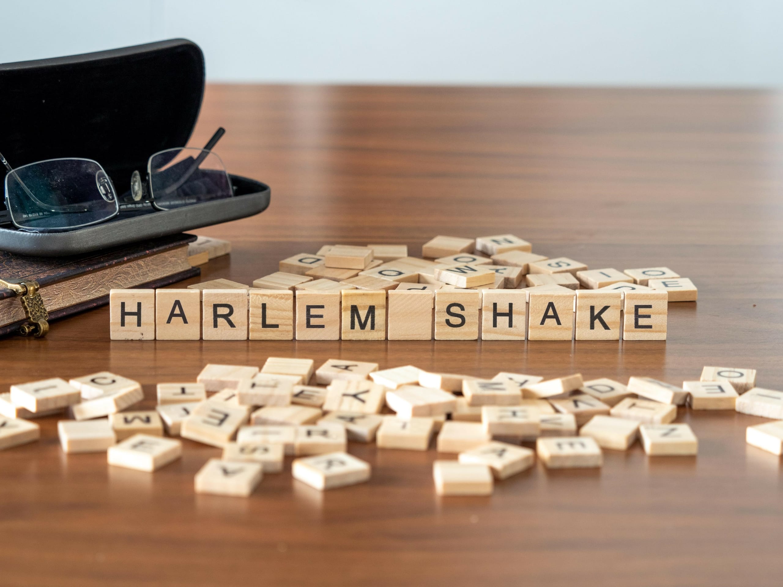harlem shake in Scrabble-Buchstaben