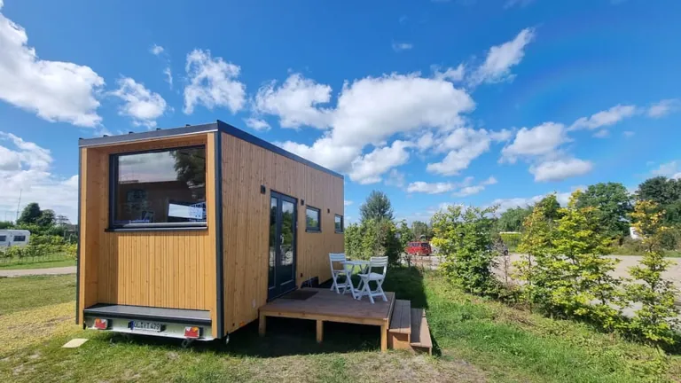 Tiny-H&auml;user statt Messebau in der Corona-Pandemie