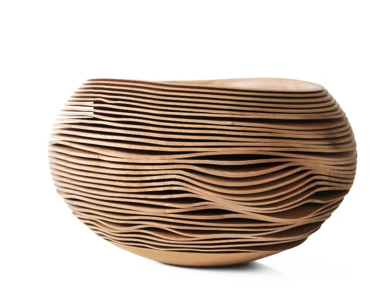 Kunstobjekt aus Birnenholz