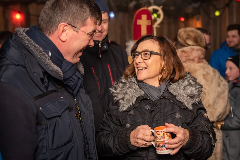 Auf dem Christbaumfest