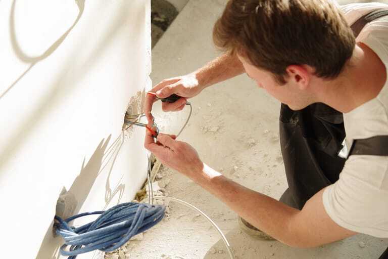 Elektriker Kabel Ummantelung