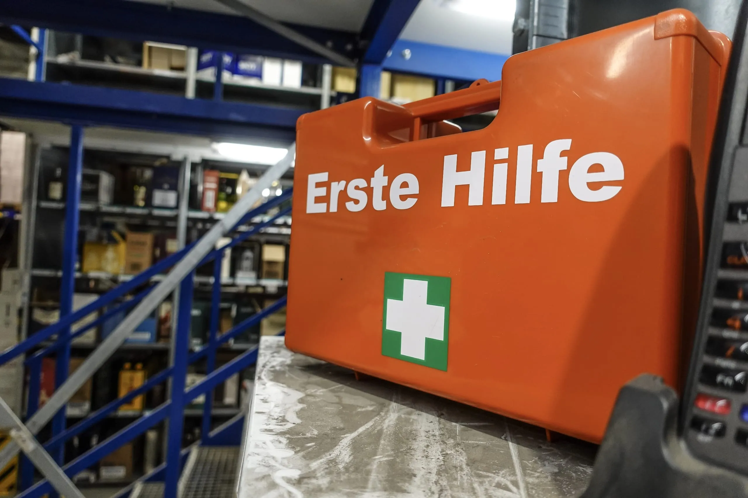 Verbandkasten im Betrieb: Das gehört hinein
