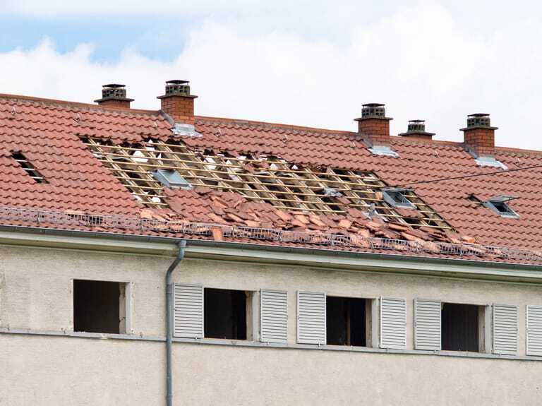 Beschädigtes Dach