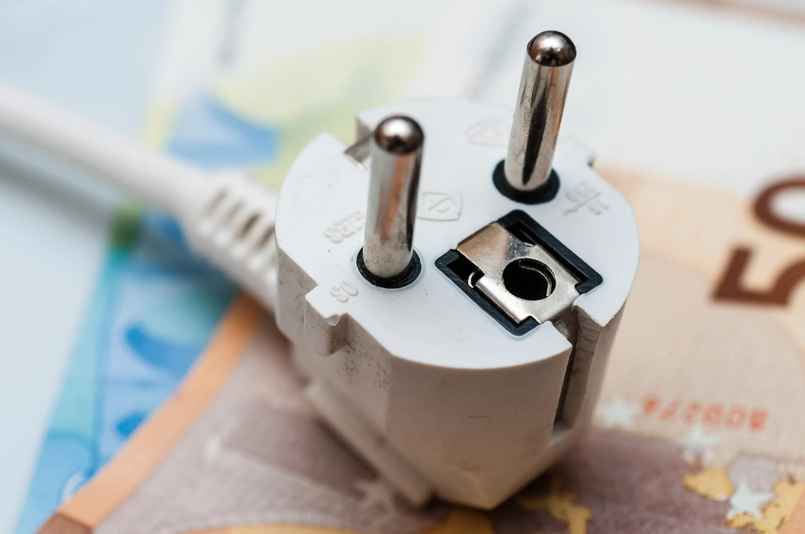 Energiepreise: Entlastungspaket kommt, Ukraine bereitet Sorgen