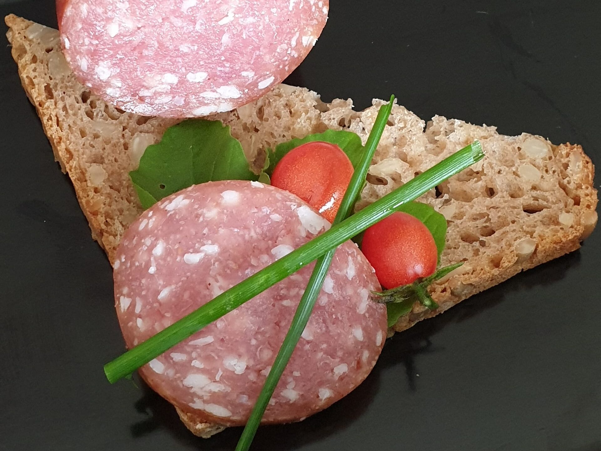 Welswurst auf Brot