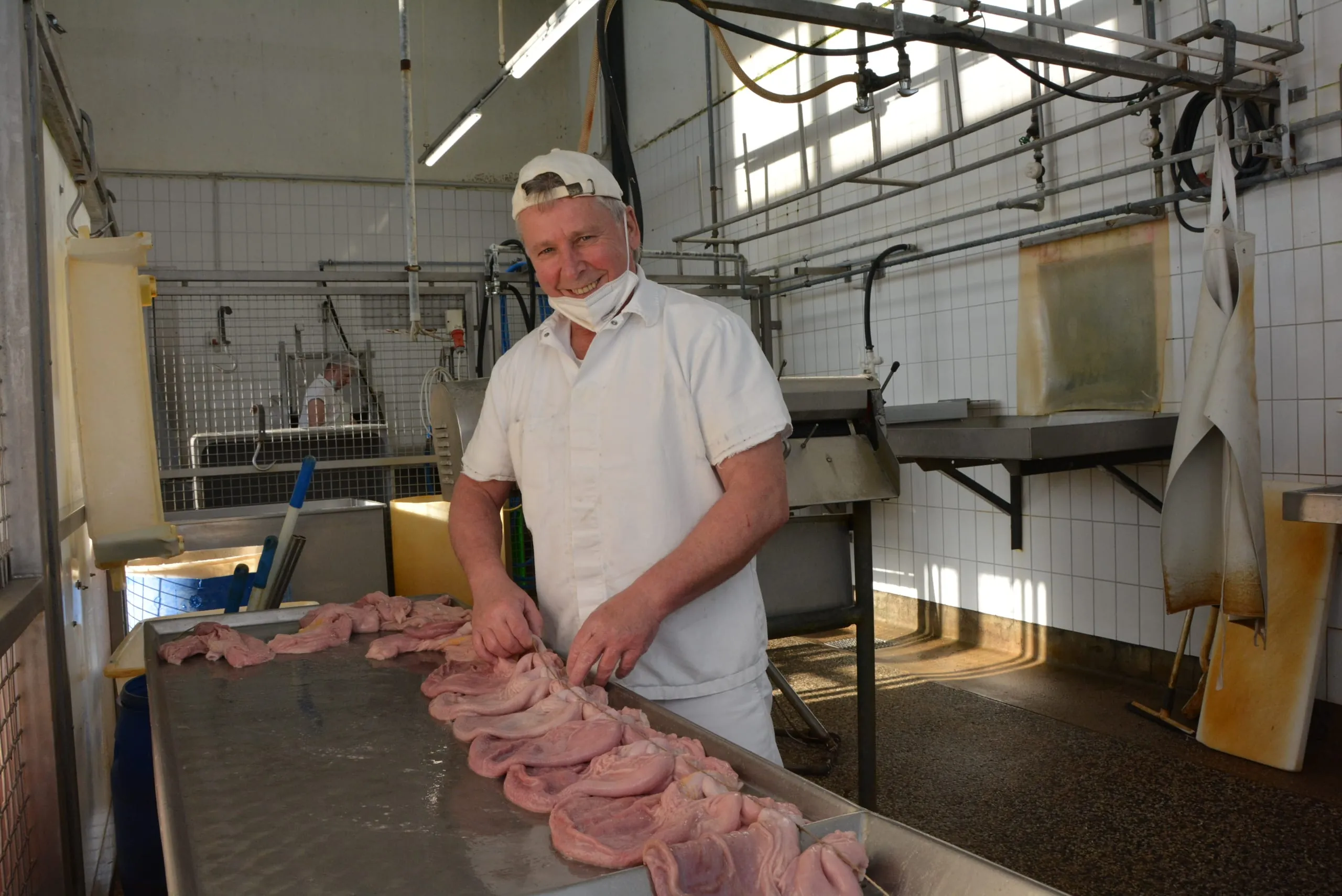 Arbeiten als Kuttler: "Für Naturdärme braucht es Kraft und Gefühl"