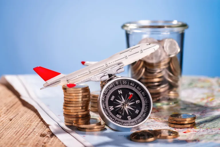 Geld, Flugzeug, Münzen, Kompass, Karte