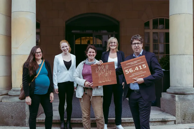 Petitions&uuml;bergabe