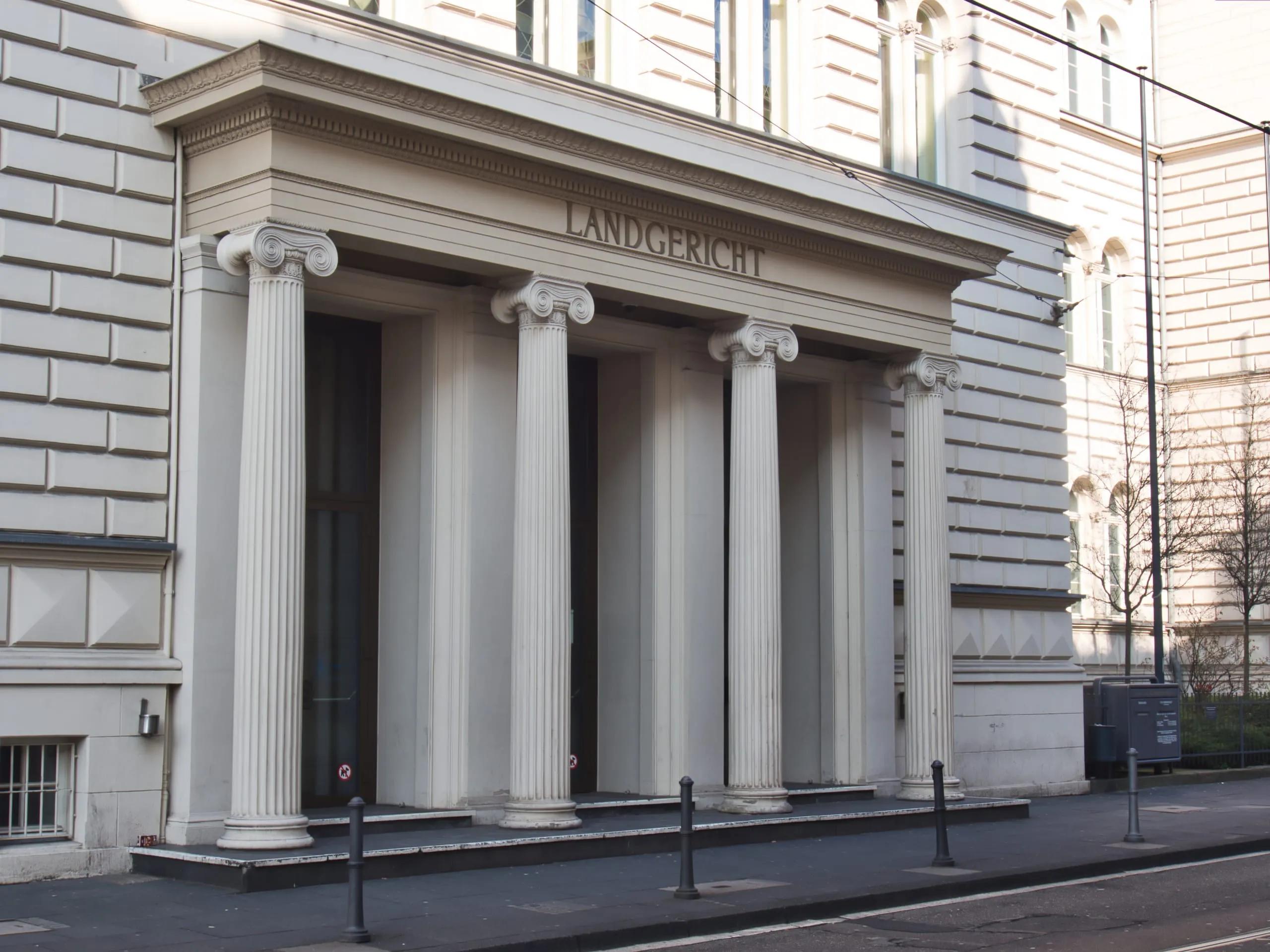 Wenn der Notar trödelt: Schuldner müssen aktiv werden